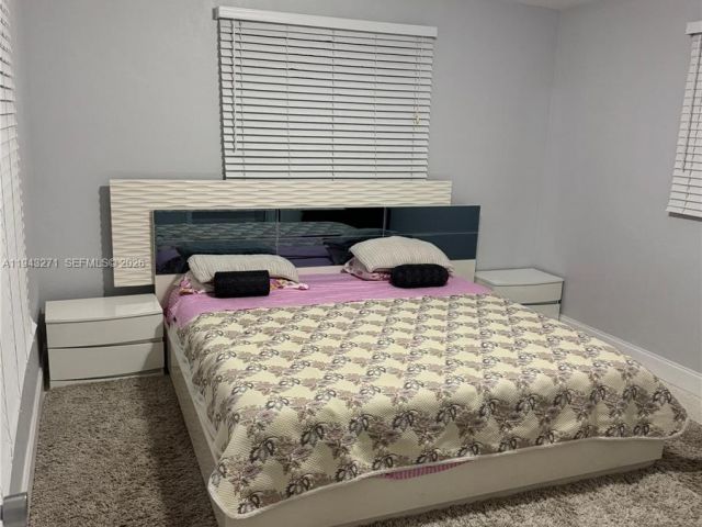 Дом в аренду по адресу 1610 N Hayes Str B - фото 7473301