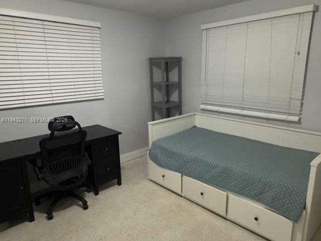 Дом в аренду по адресу 1610 N Hayes Str B - фото 7473305