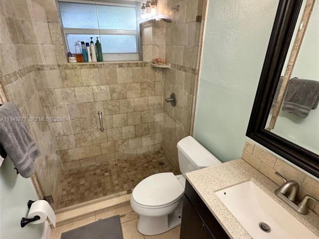 Дом в аренду по адресу 1610 N Hayes Str B - фото 7473309