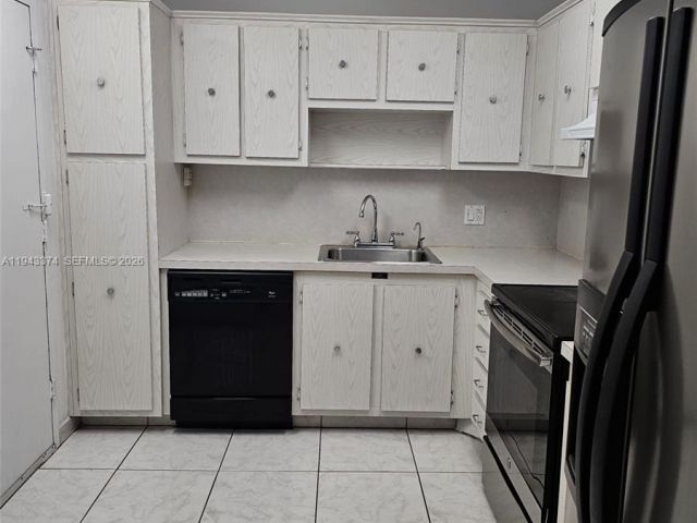 Продажа квартиры #1518 - фото 7512117