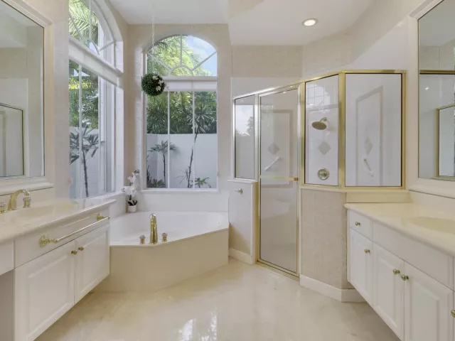 Продажа дома по адресу 8216 Cypress Point Road - фото 9361902