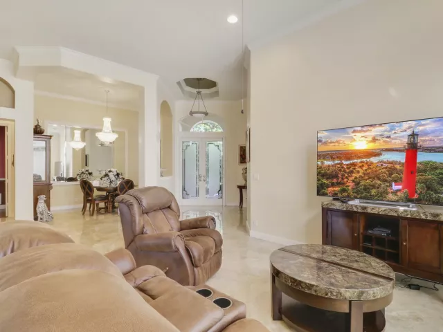 Продажа дома по адресу 8216 Cypress Point Road - фото 9361913