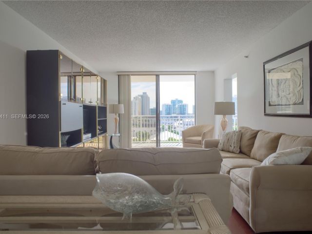 Квартира в аренду номер1008 - фото 7442076