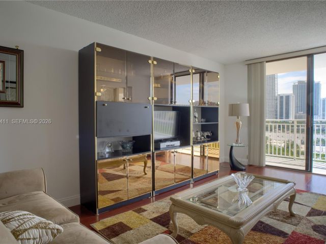 Квартира в аренду номер1008 - фото 7442077