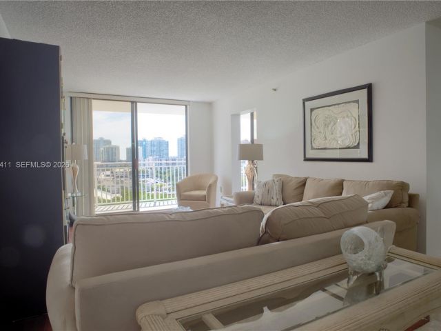 Квартира в аренду номер1008 - фото 7442080