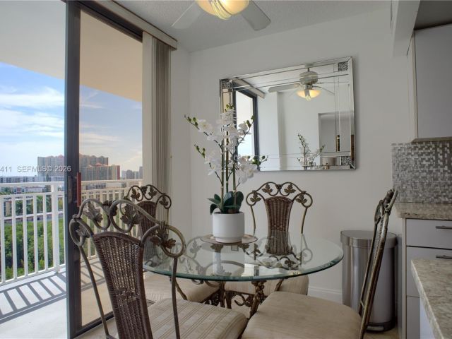 Квартира в аренду номер1008 - фото 7442083