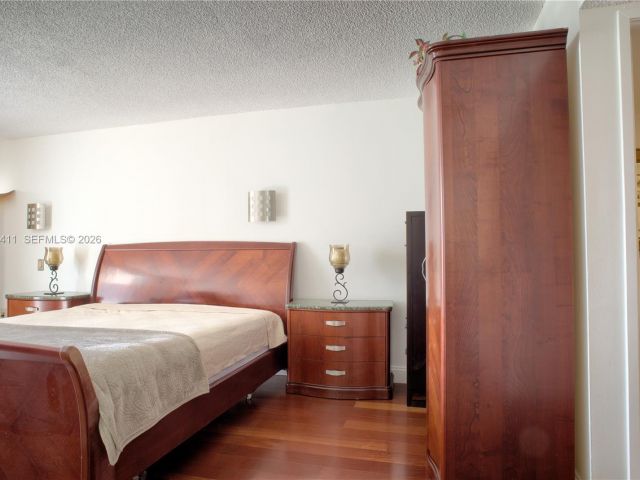 Квартира в аренду номер1008 - фото 7442087