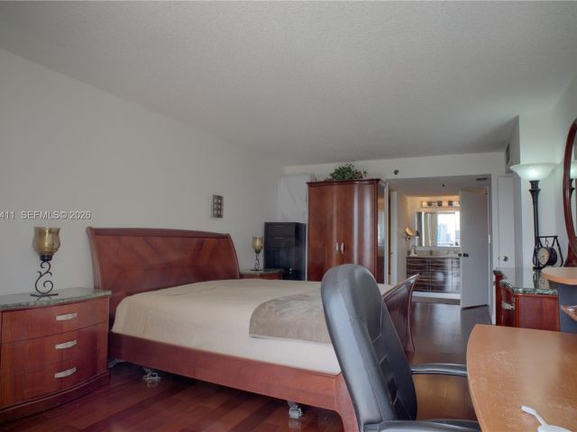 Квартира в аренду номер1008 - фото 7442088