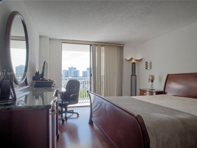 Квартира в аренду номер1008 - фото 7442090