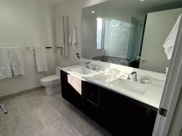 Продажа квартиры #700 - фото 7075022