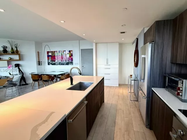 Продажа квартиры #700 - фото 7075026