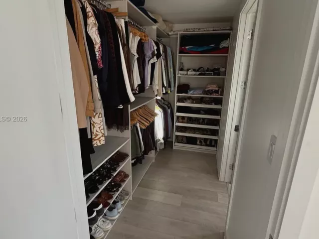 Продажа квартиры #700 - фото 7075008