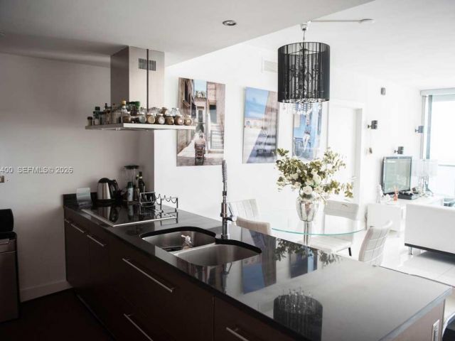 Продажа квартиры #3805 - фото 7090634