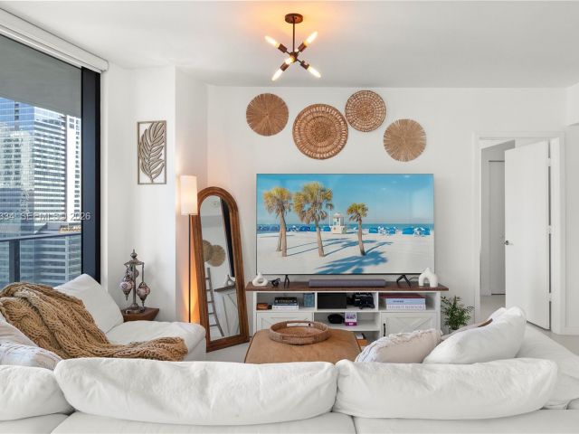 Продажа квартиры #2001 - фото 7451643