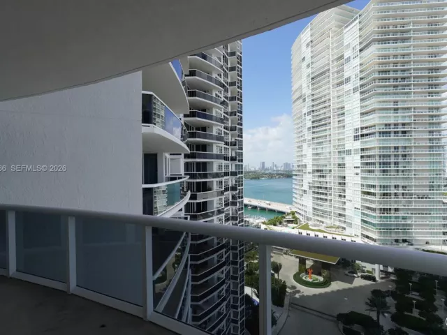 Продажа квартиры #1709 - фото 7090173