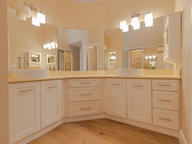 Продажа дома по адресу 3525 Magellan Cir 626 - фото 7095923