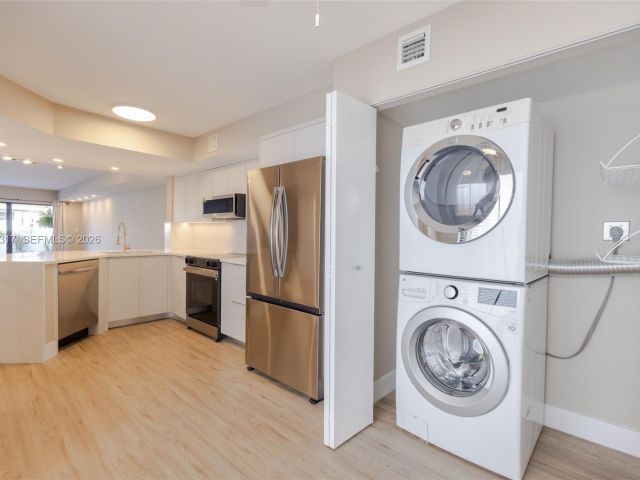 Продажа дома по адресу 3525 Magellan Cir 626 - фото 7095937