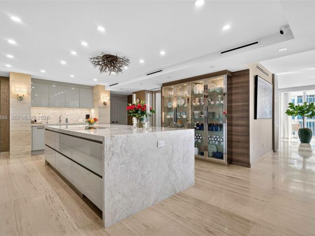 Продажа квартиры #1505 - фото 7189609