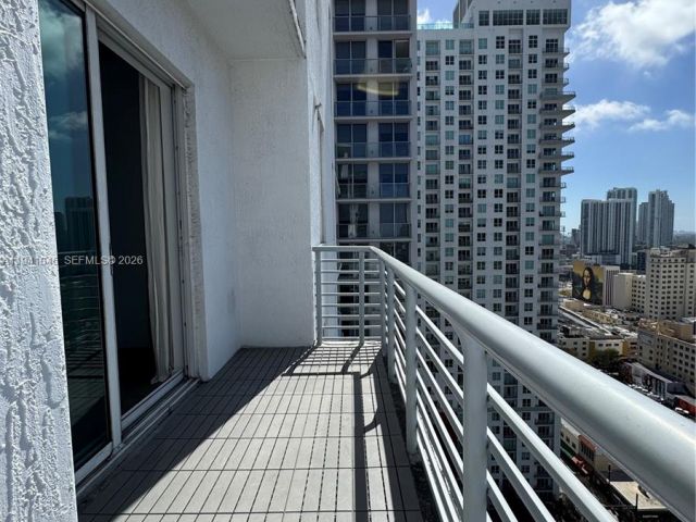 Квартира в аренду номерLPH05 - фото 7437382