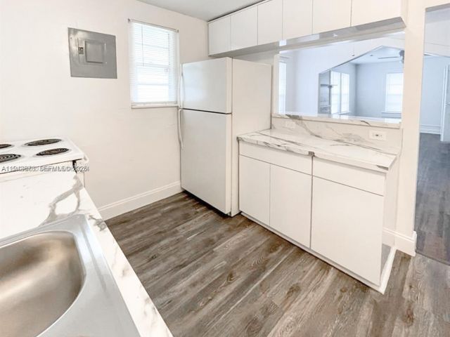 Дом в аренду по адресу 1022 22nd St - фото 7514031