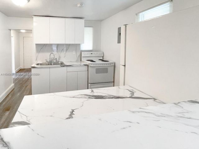 Дом в аренду по адресу 1022 22nd St - фото 7514032