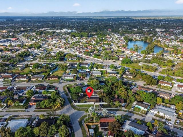 Продажа дома по адресу 19632 SW 120th Ave - фото 7465229