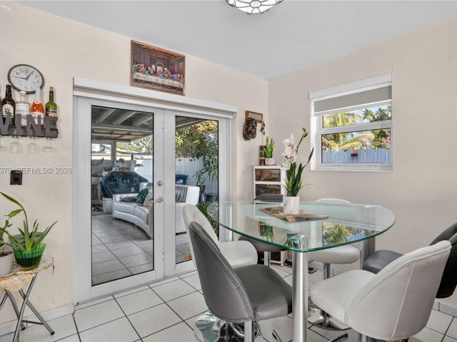 Продажа дома по адресу 19632 SW 120th Ave - фото 7465242