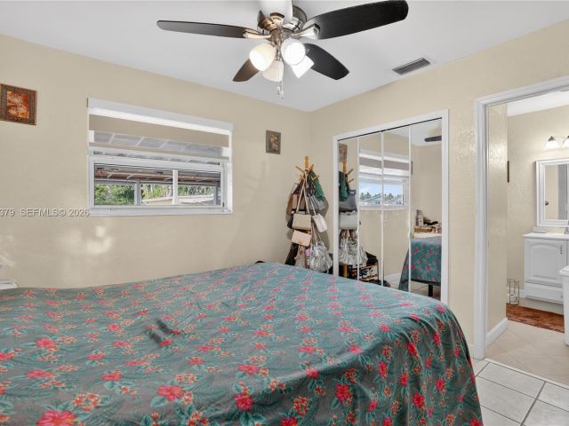 Продажа дома по адресу 19632 SW 120th Ave - фото 7465254