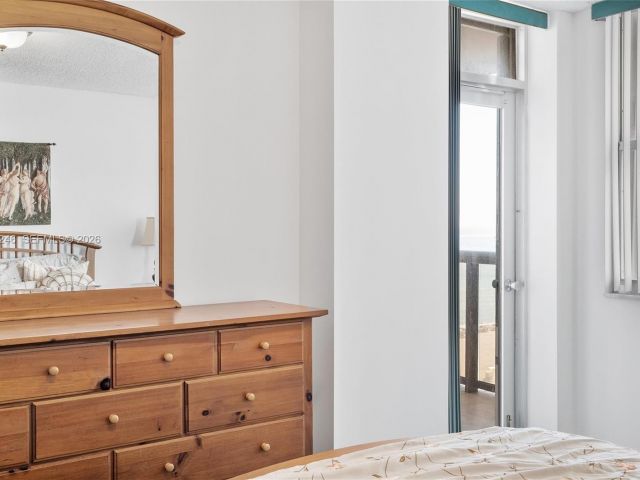 Продажа квартиры #1104 - фото 7096395