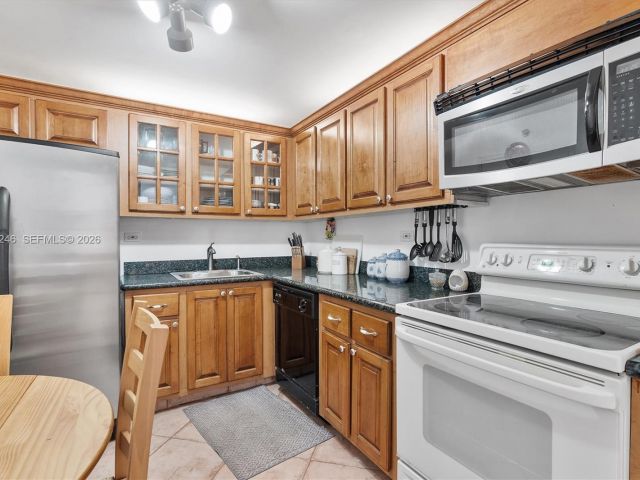 Продажа квартиры #1104 - фото 7096401