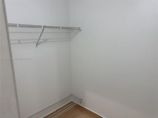 Дом в аренду по адресу 13064 NW 9th Ct 13064 - фото 7454940