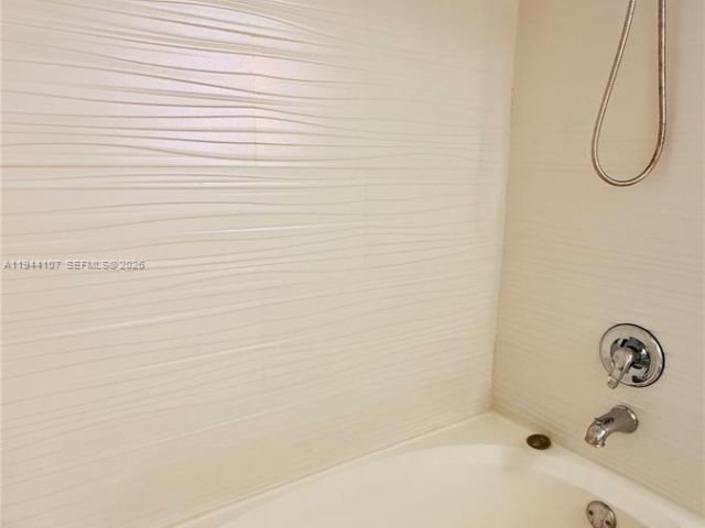 Продажа квартиры #3311 - фото 7121926