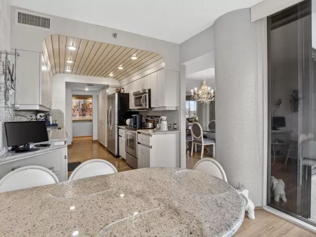 Продажа квартиры #502 - фото 7167460