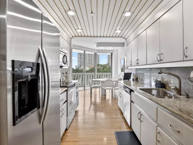 Продажа квартиры #502 - фото 7167464