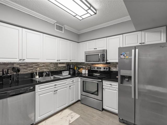 Продажа квартиры #309 - фото 7495860