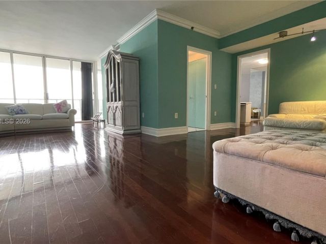 Продажа квартиры #1105 - фото 7427327