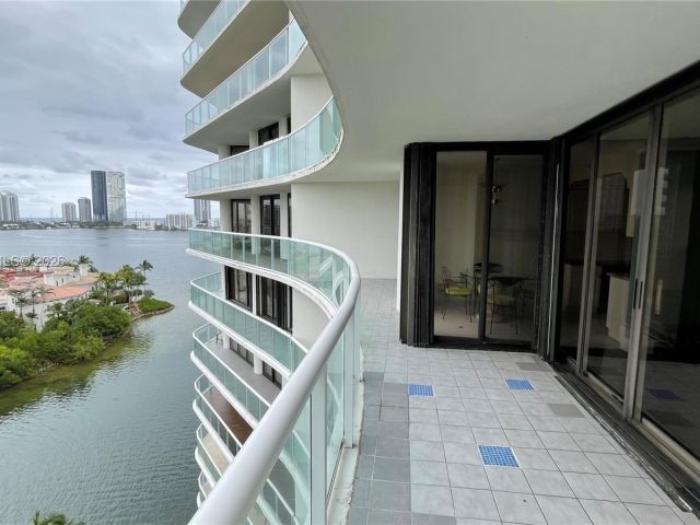 Продажа квартиры #1105 - фото 7427328