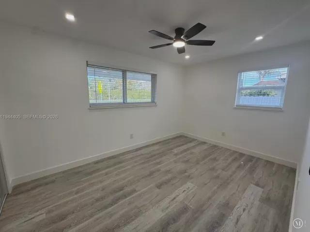 Продажа дома по адресу 8600 Taft St - фото 7636469