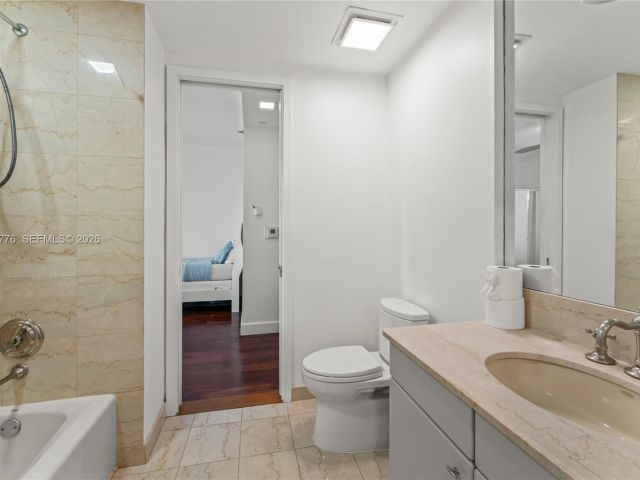 Продажа квартиры #7777 - фото 7096641