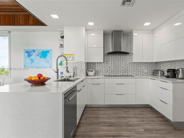 Продажа квартиры #7777 - фото 7096661