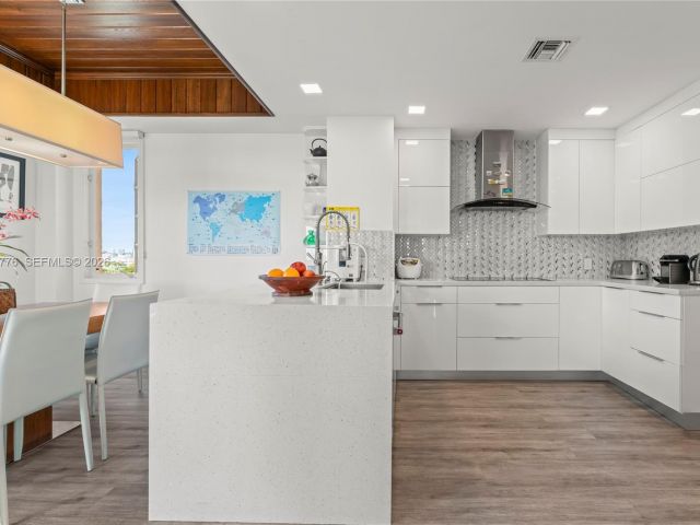 Продажа квартиры #7777 - фото 7096663