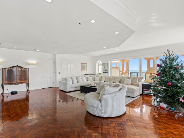 Продажа квартиры #7777 - фото 7096670