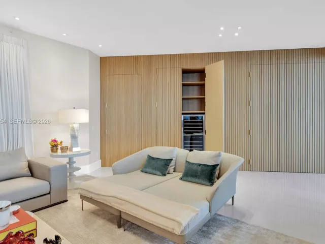 Продажа квартиры #4601 - фото 7101840