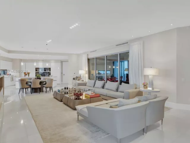 Продажа квартиры #4601 - фото 7101852