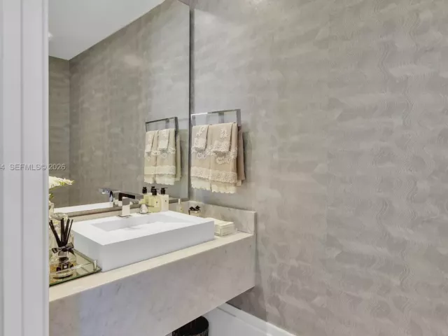 Продажа квартиры #4601 - фото 7101828