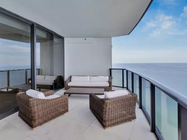 Продажа квартиры #4601 - фото 7101819