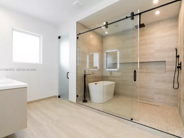 Дом в аренду по адресу 1703 SW 23rd St - фото 7099169