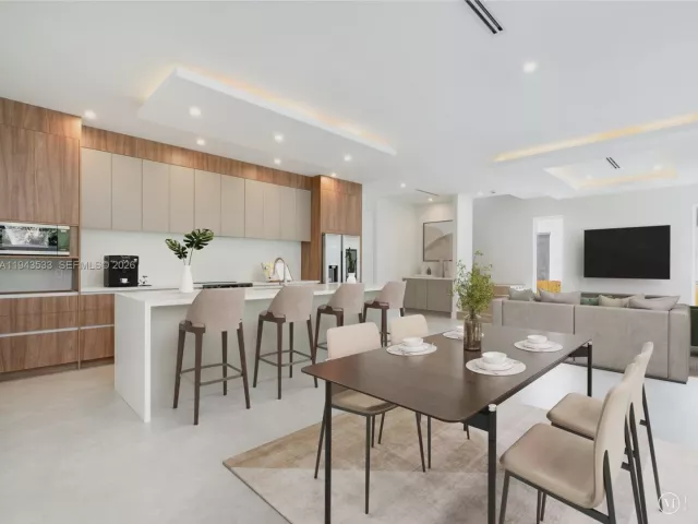 Дом в аренду по адресу 1703 SW 23rd St - фото 7099177