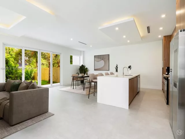 Дом в аренду по адресу 1703 SW 23rd St - фото 7099178