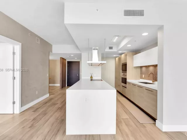 Продажа квартиры #1106 - фото 7113394